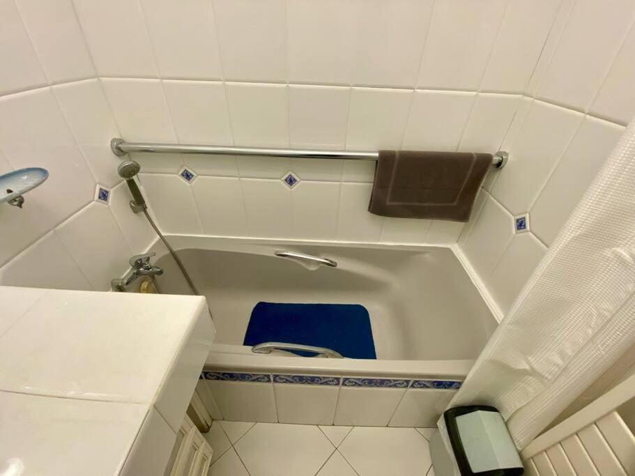 "Georgio" Grand Appartement Traversant Avec Vue Canal Et Parking Sete Luaran gambar